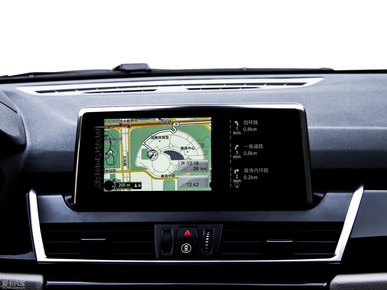 2015R2ϵ܇(M) 218i \OӋb