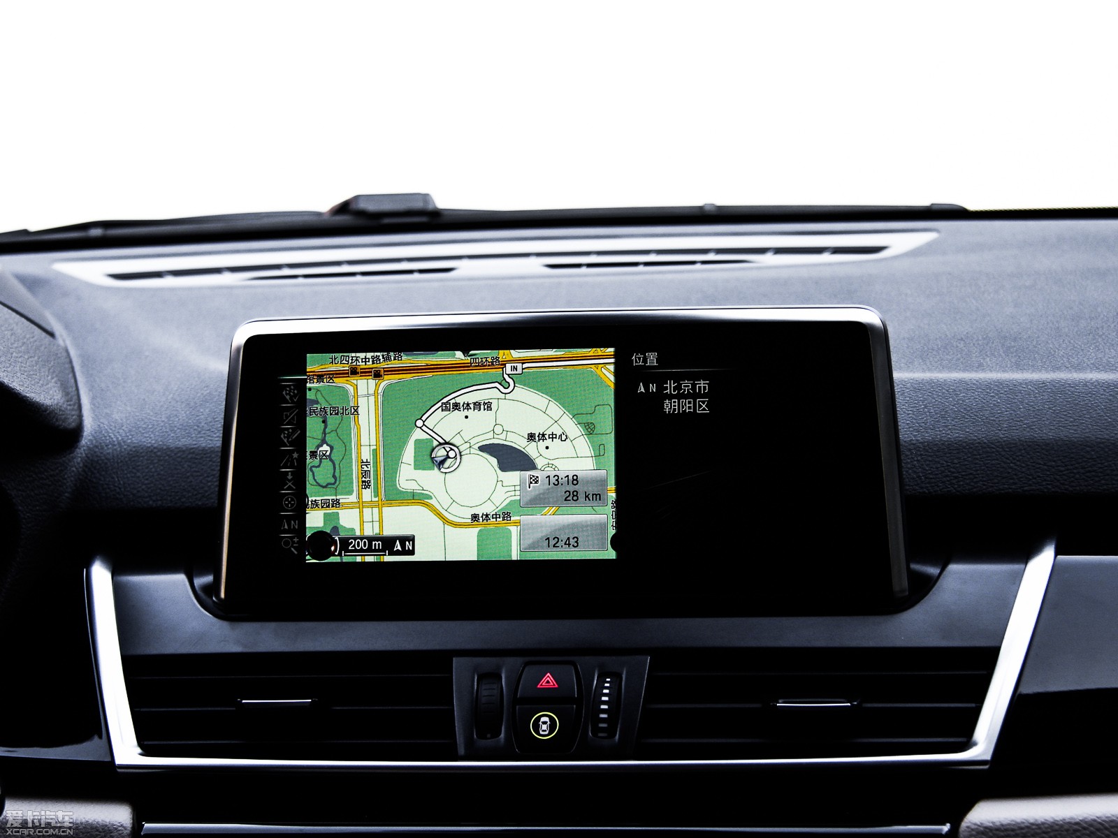 2015R2ϵ܇(M) 218i \OӋb