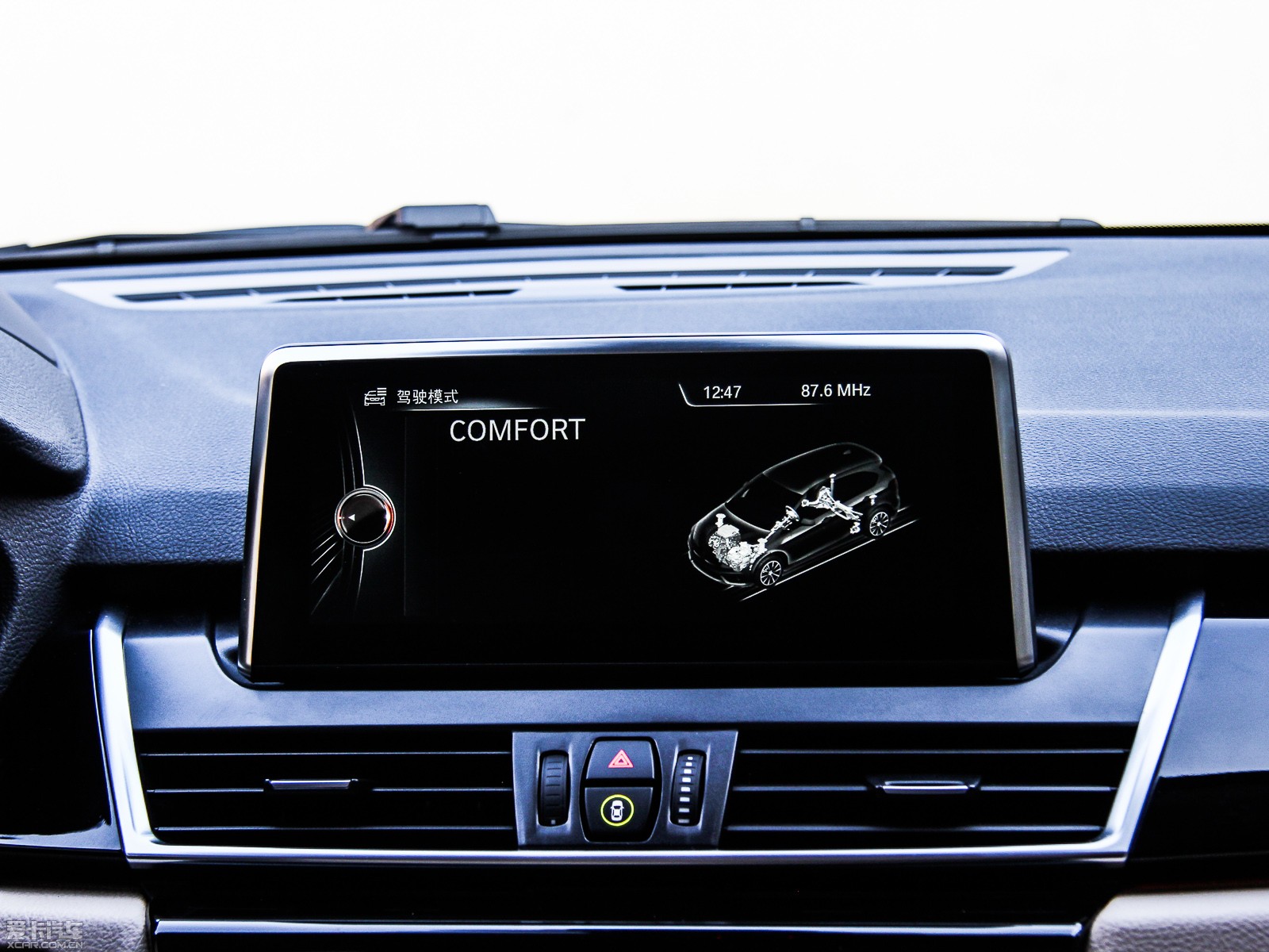 2015R2ϵ܇(M) 218i \OӋb