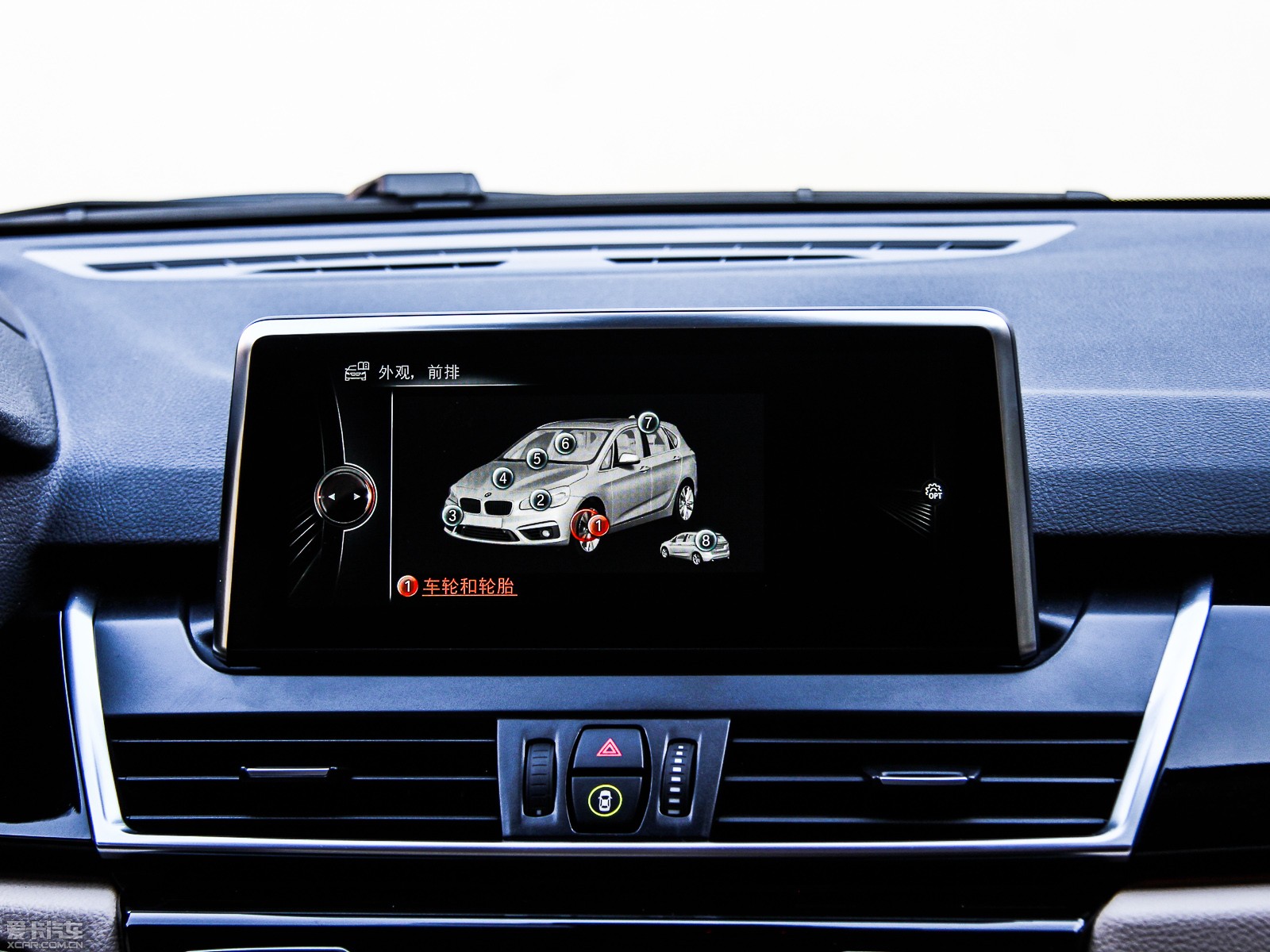 2015R2ϵ܇(M) 218i \OӋb