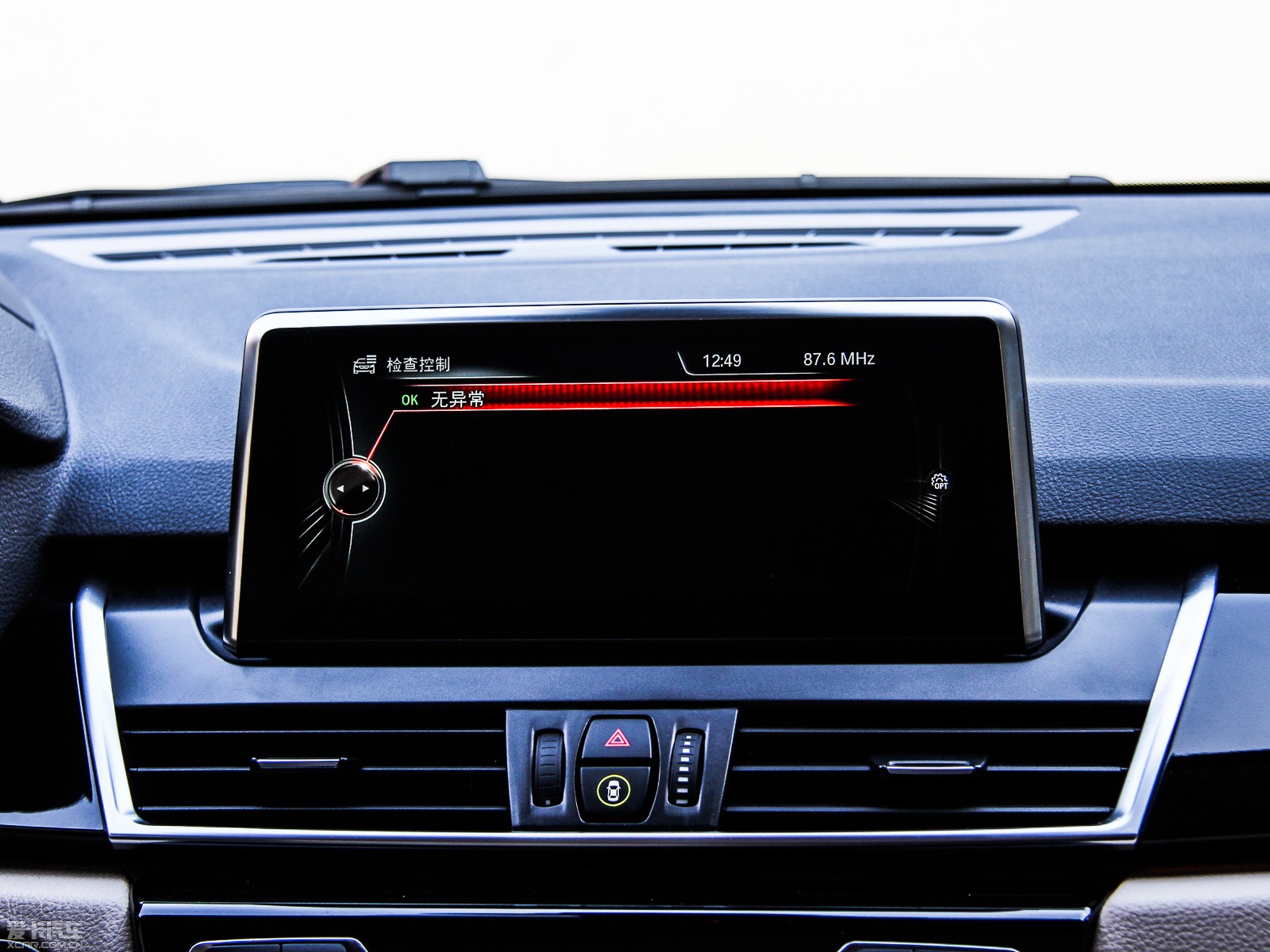 2015R2ϵ܇(M) 218i \OӋb