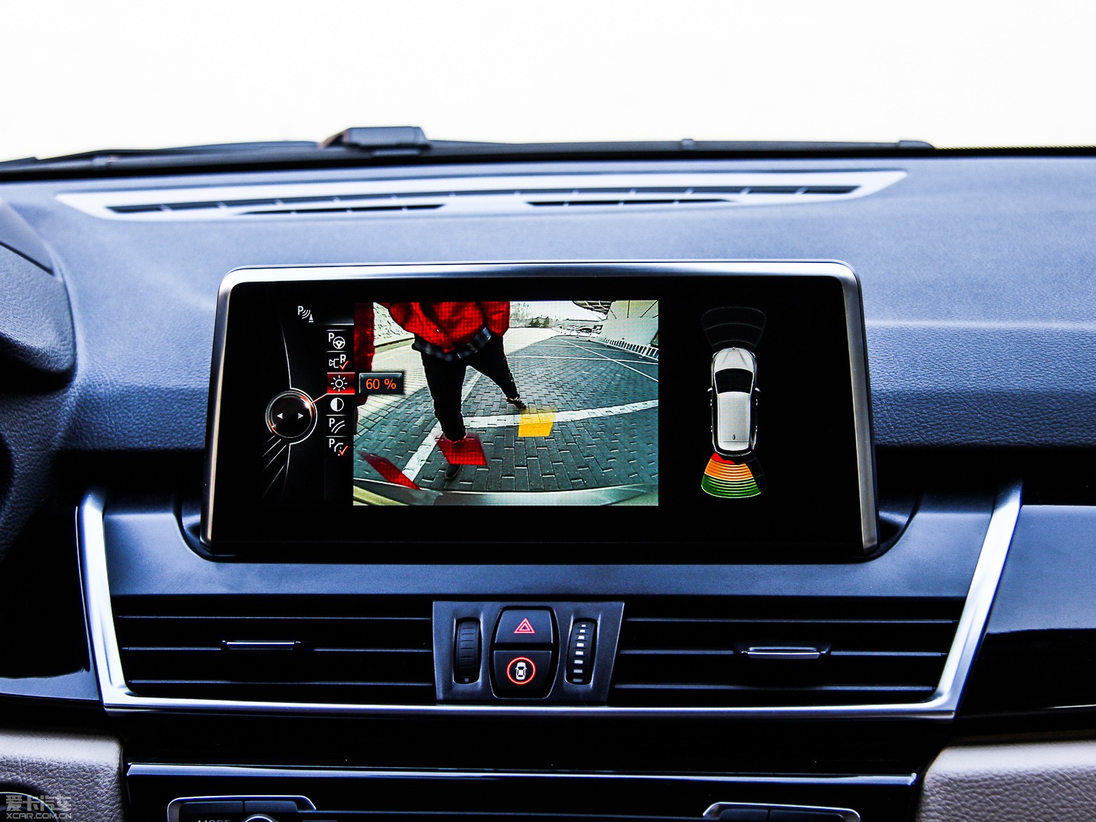 2015R2ϵ܇(M) 218i \OӋb