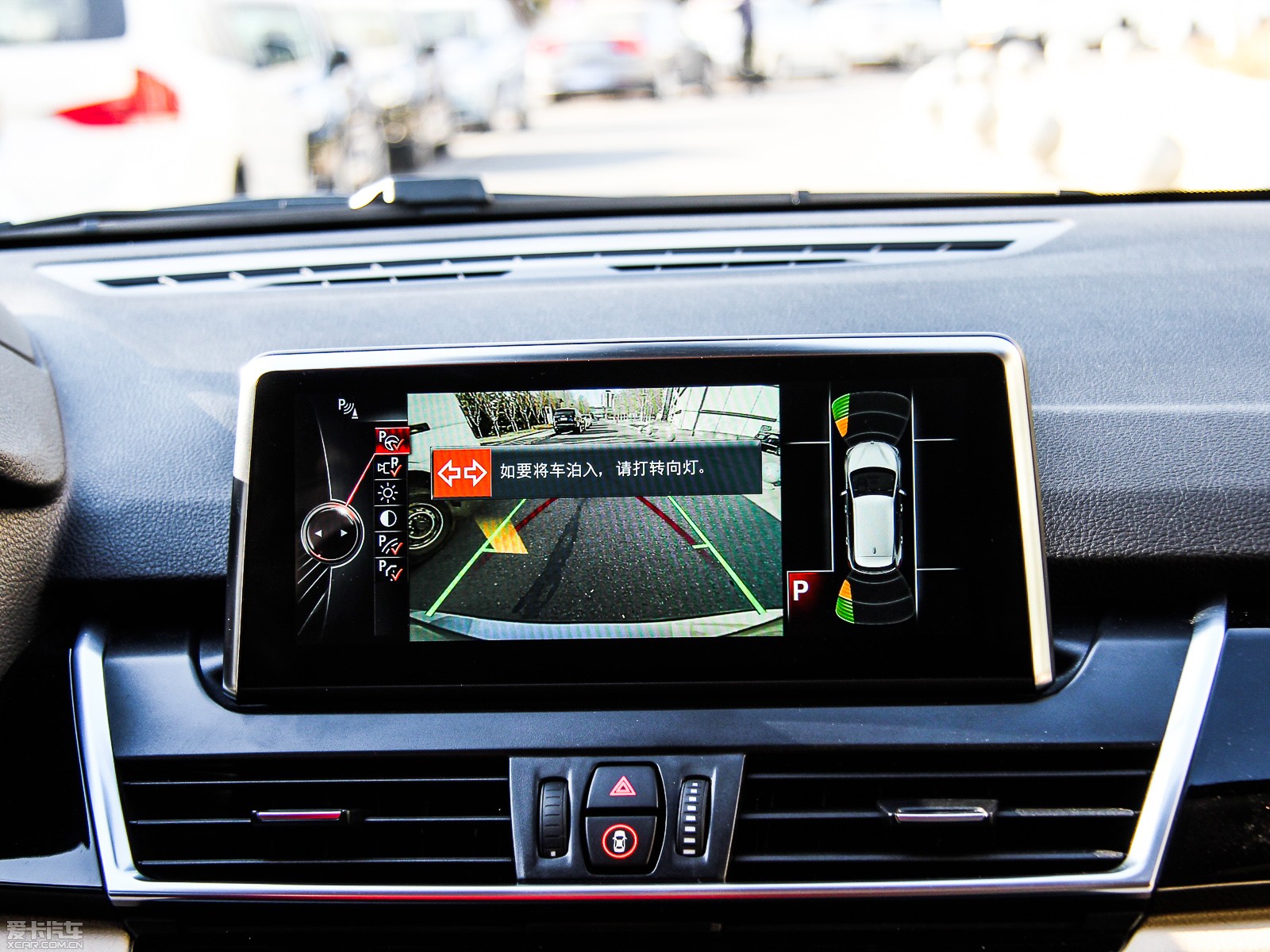 2015R2ϵ܇(M) 218i \OӋb