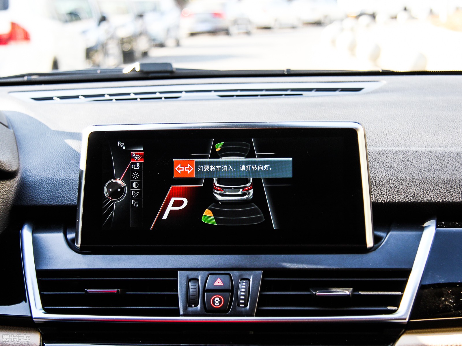 2015R2ϵ܇(M) 218i \OӋb