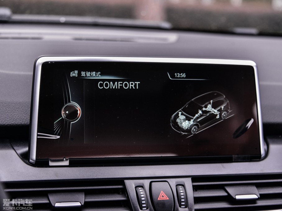 2015R2ϵ܇(M) 218i \OӋb