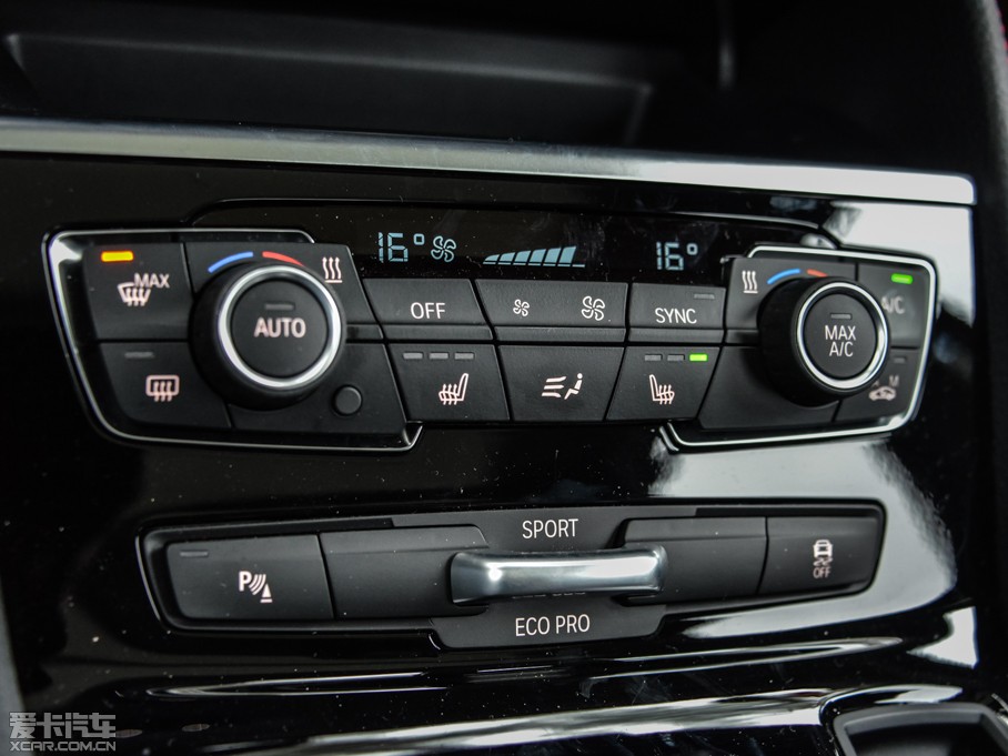 2015R2ϵ܇(M) 218i \OӋb