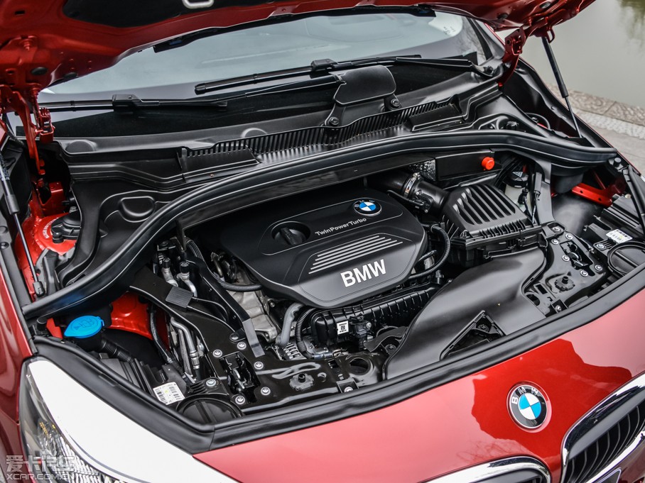 2015R2ϵ܇(M) 218i \OӋb