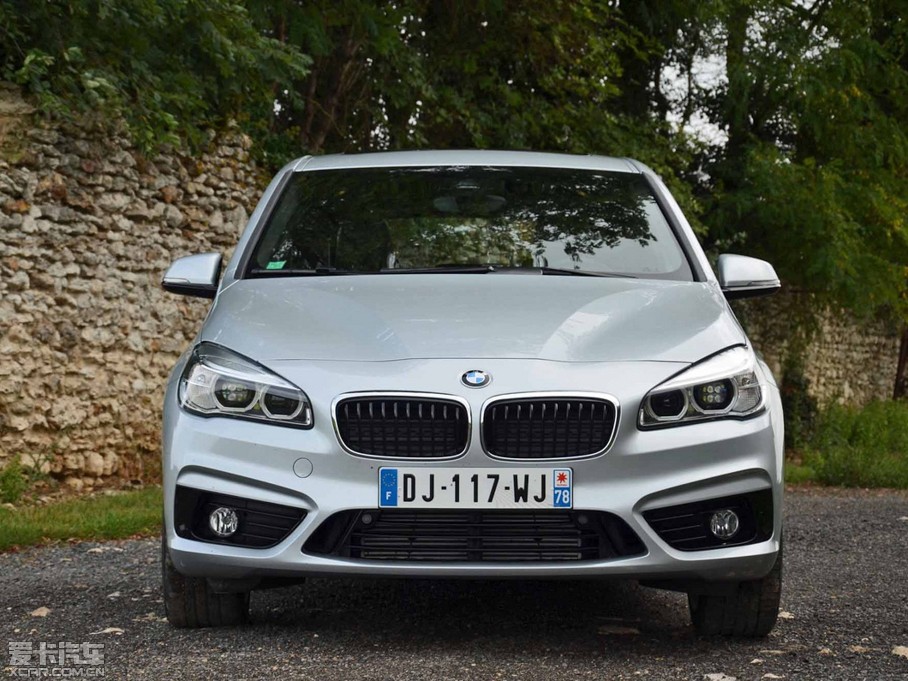 2015R2ϵ܇(M) 225i