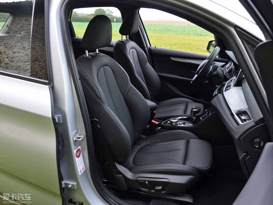 2015R2ϵ܇(M) 225i