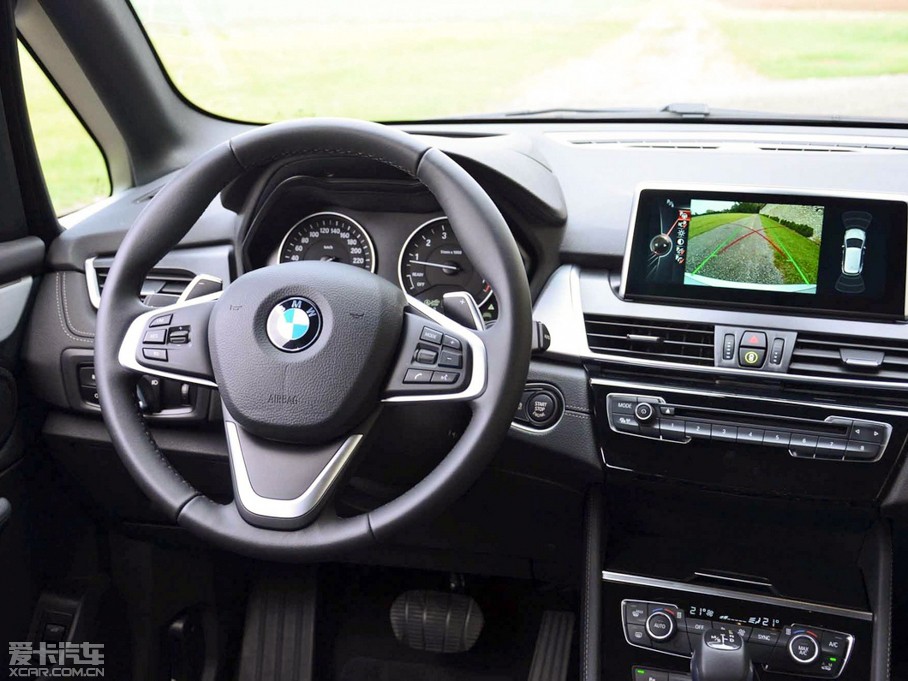 2015R2ϵ܇(M) 225i