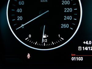 2015218i \OӋb п؅^