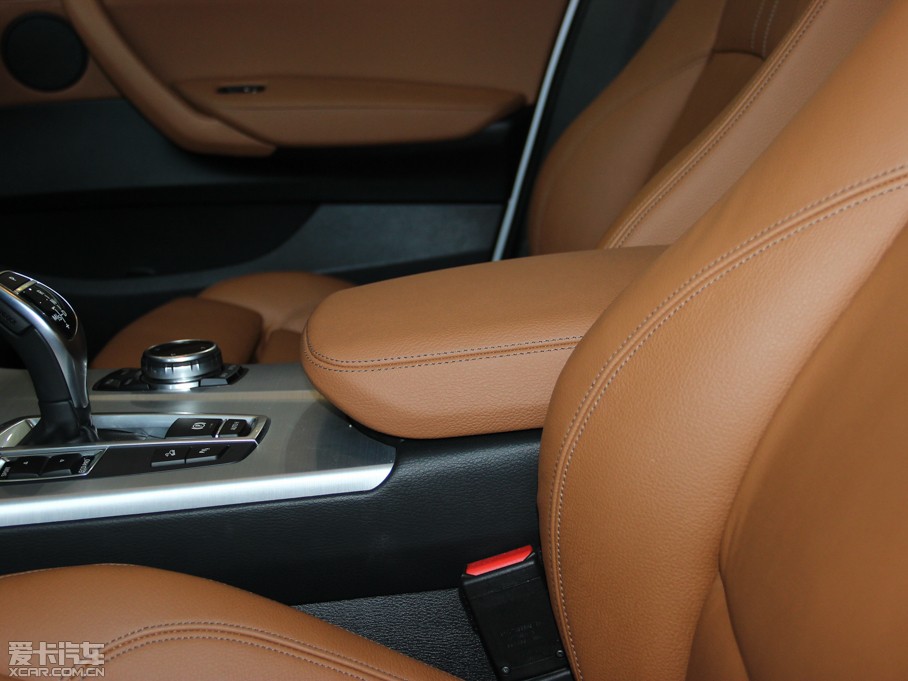 2014��RX4 xDrive28i M�\����