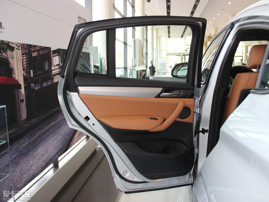 2014��RX4 xDrive28i M�\(y��n)��(d��ng)��