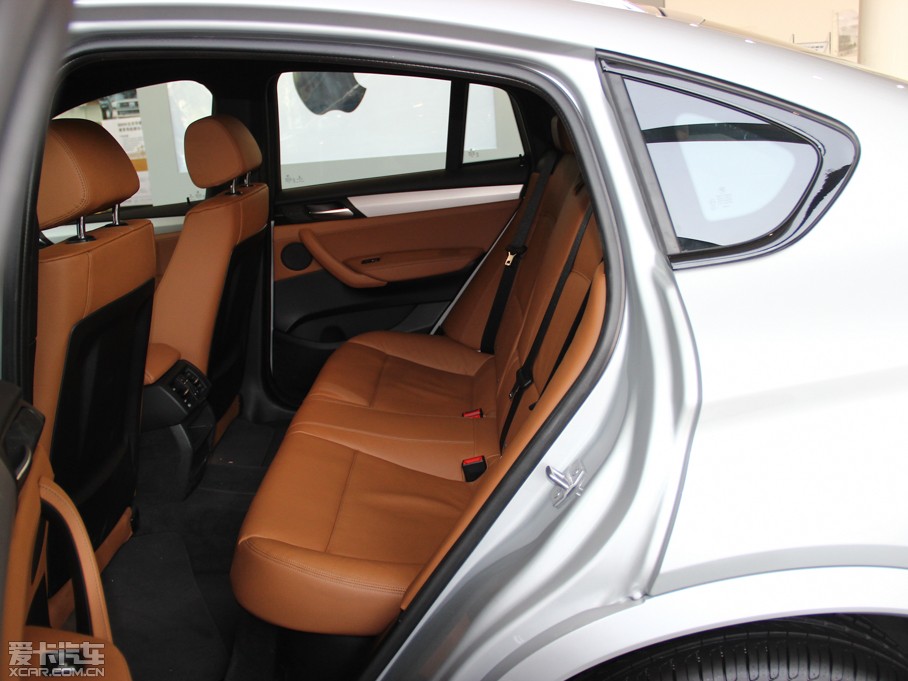 2014��RX4 xDrive28i M�\����