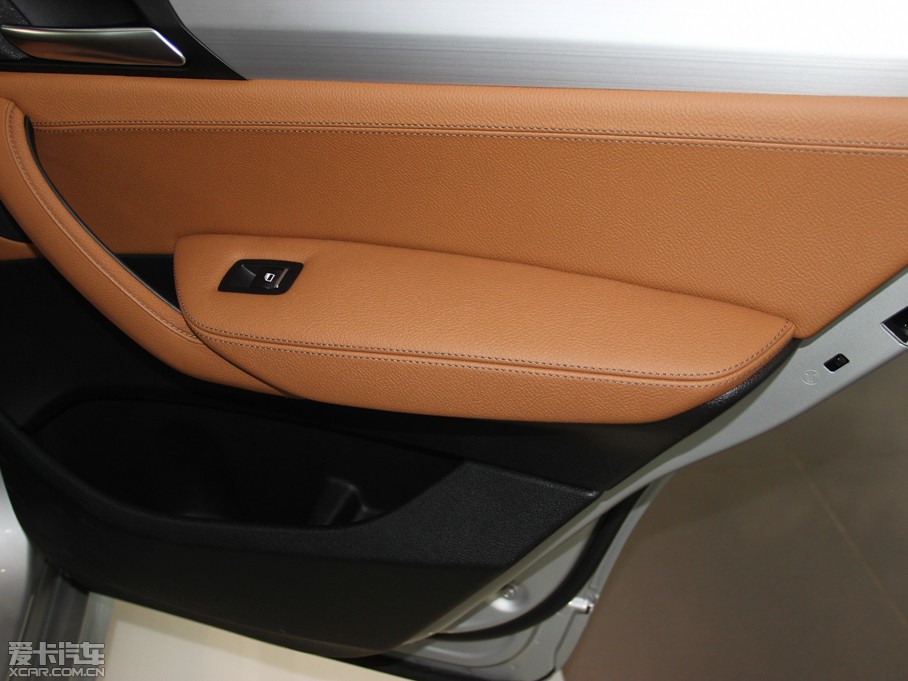 2014RX4 xDrive28i M\