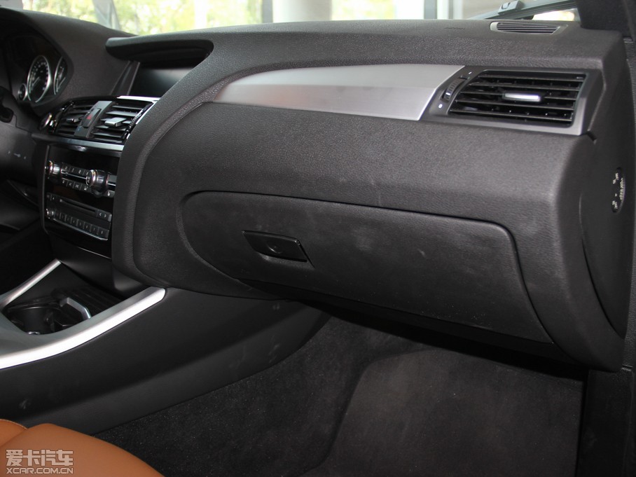 2014��RX4 xDrive28i M�\����