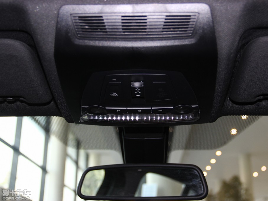 2014��RX4 xDrive28i M�\����