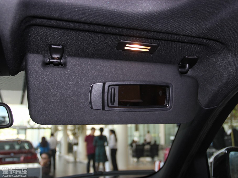 2014��RX4 xDrive28i M�\����