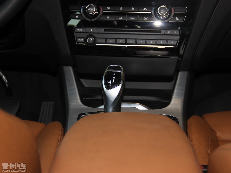 2014��RX4 xDrive28i M�\����