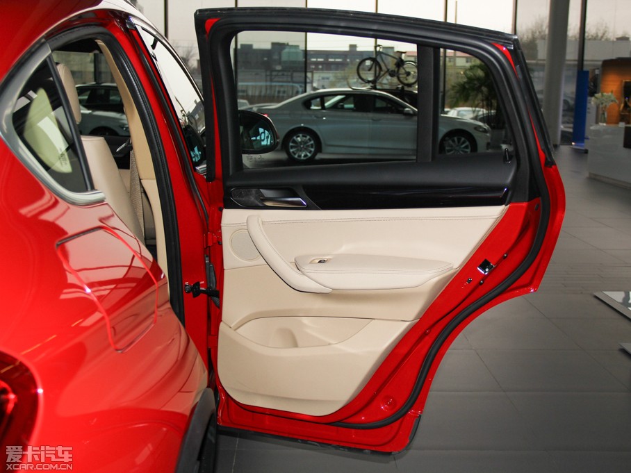 2014RX4 xDrive20i XOӋb