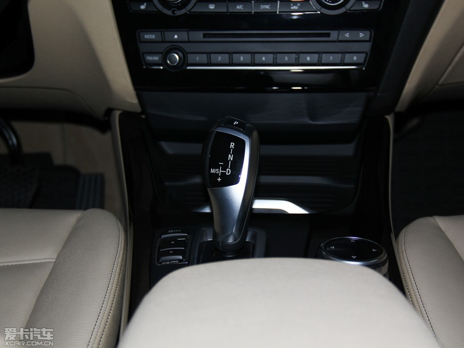 2014RX4 xDrive20i XOӋb