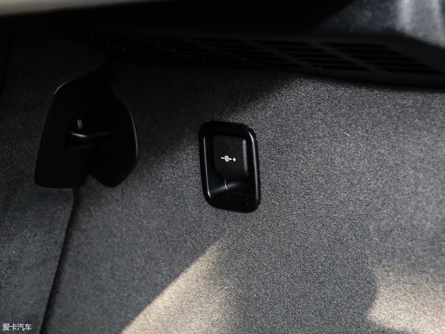 2014RX4 xDrive28i M\