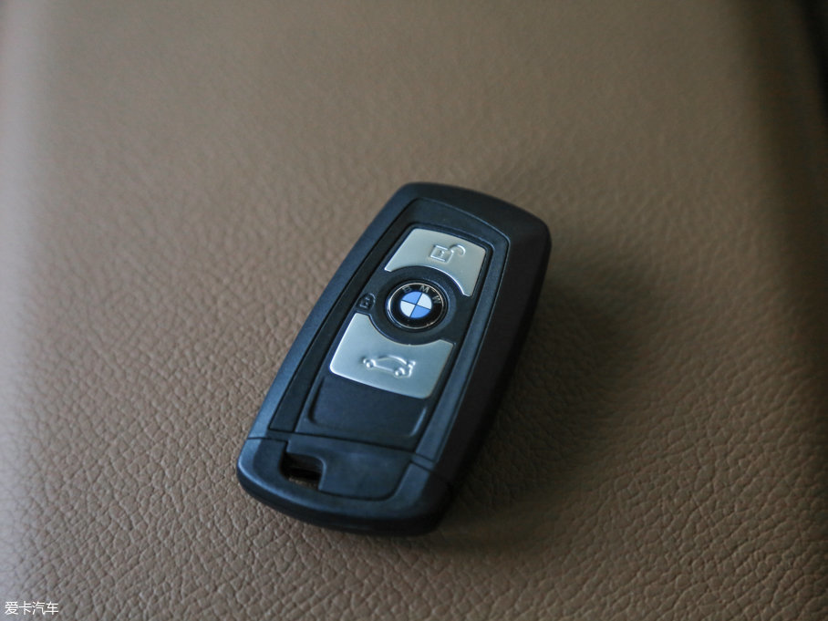 2014RX4 xDrive28i I(lng)