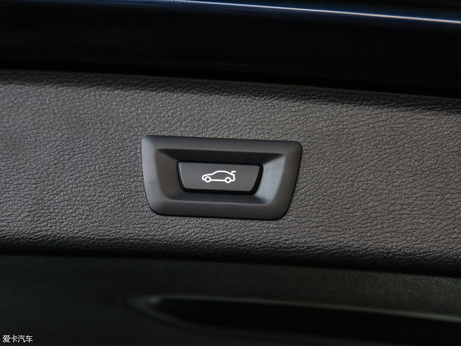 2014RX3Mڣ xDrive28i I