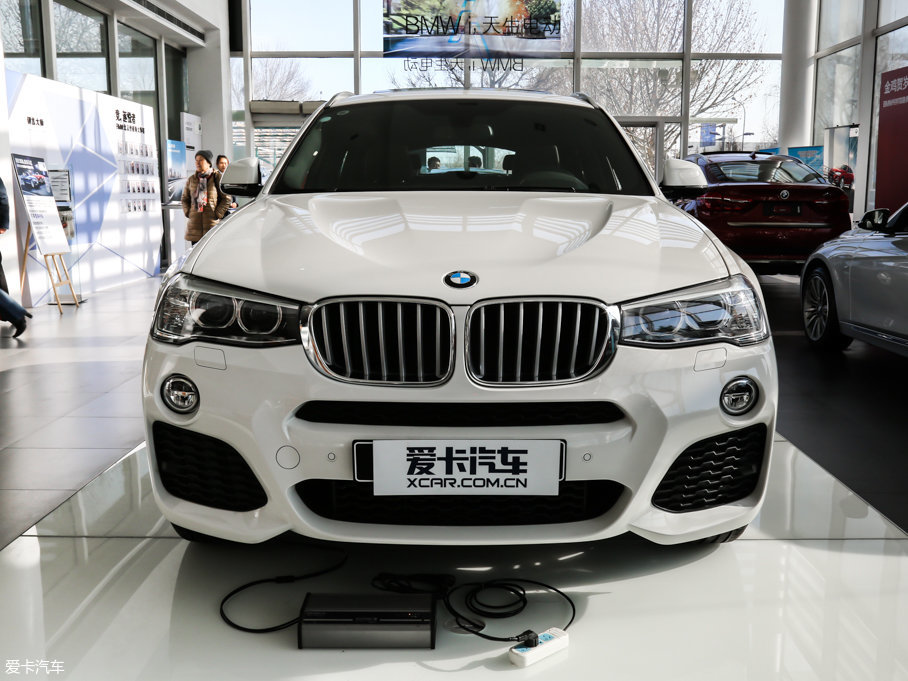 2014X4 xDrive28i M˶