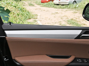 2014xDrive35i M\(yn)(dng) g