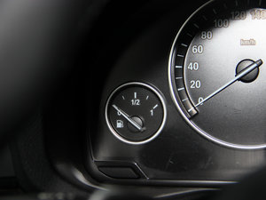 2014xDrive28i M\ п؅^