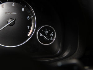 2014xDrive28i M\ п؅^