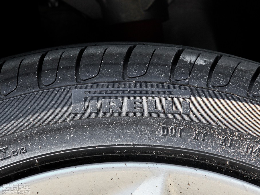 2014R4ϵT 420i OӋb