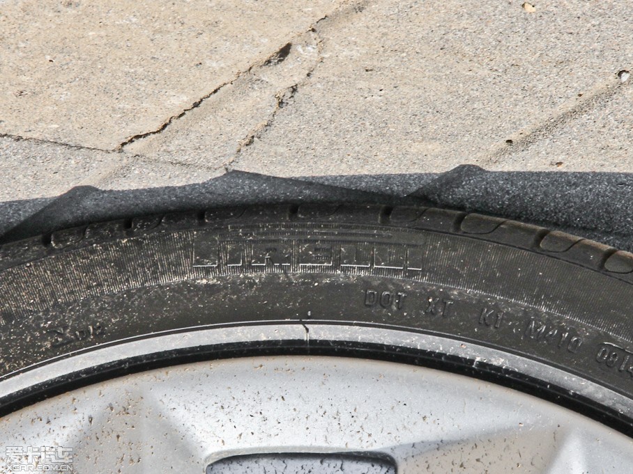 2014R4ϵT 420i OӋb