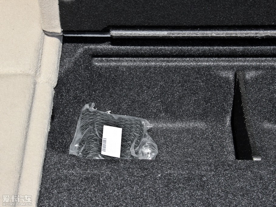 2014R4ϵT 420i OӋb