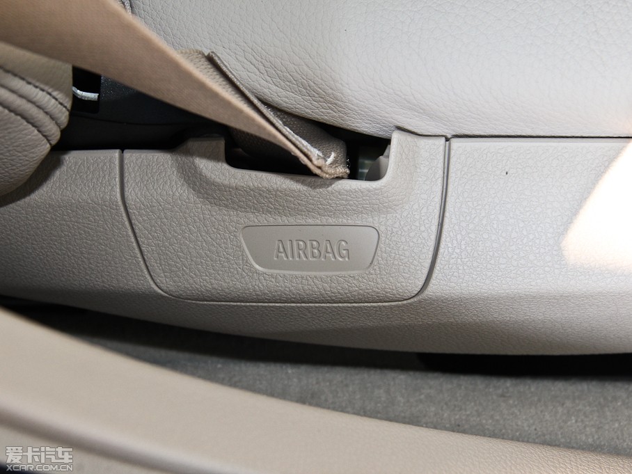 2014R4ϵT 420i OӋb