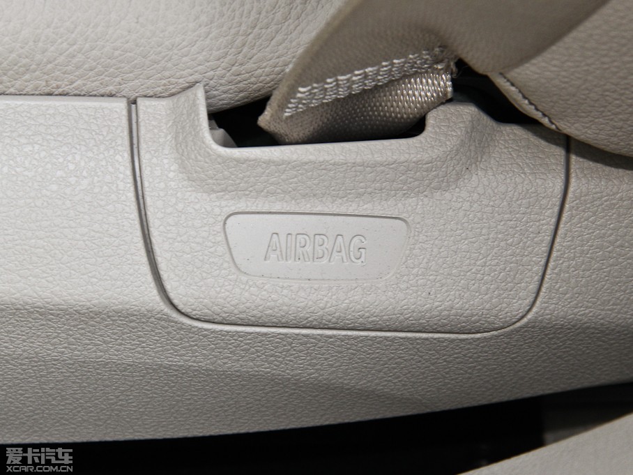 2014R4ϵT 420i OӋb