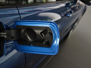 2014428i Gran Coupe M\(yn)(dng) (x)(ji)^