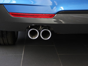 2014428i Gran Coupe M\(yn)(dng) (x)(ji)^