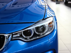 2014428i Gran Coupe M\(yn)(dng) (x)(ji)^