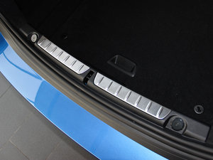 2014428i Gran Coupe M\(yn)(dng) g