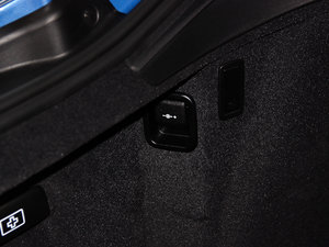 2014428i Gran Coupe M\(yn)(dng) g