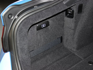 2014428i Gran Coupe M\(yn)(dng) g