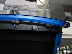 2014428i Gran Coupe M\(yn)(dng) g