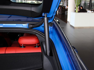 2014428i Gran Coupe M\(yn)(dng) g