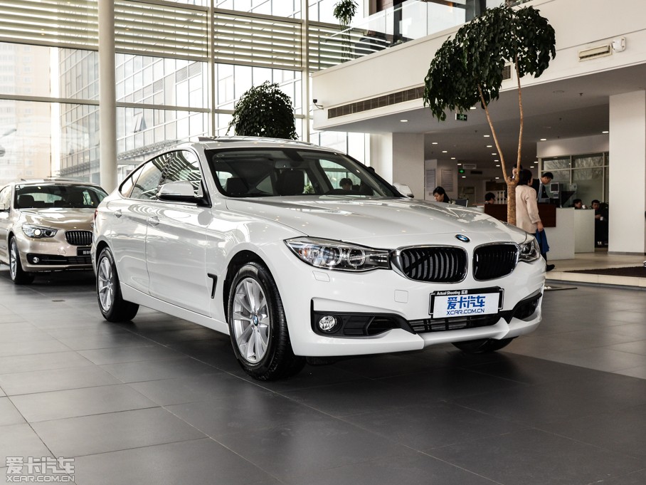 2015R3ϵGT 320i I