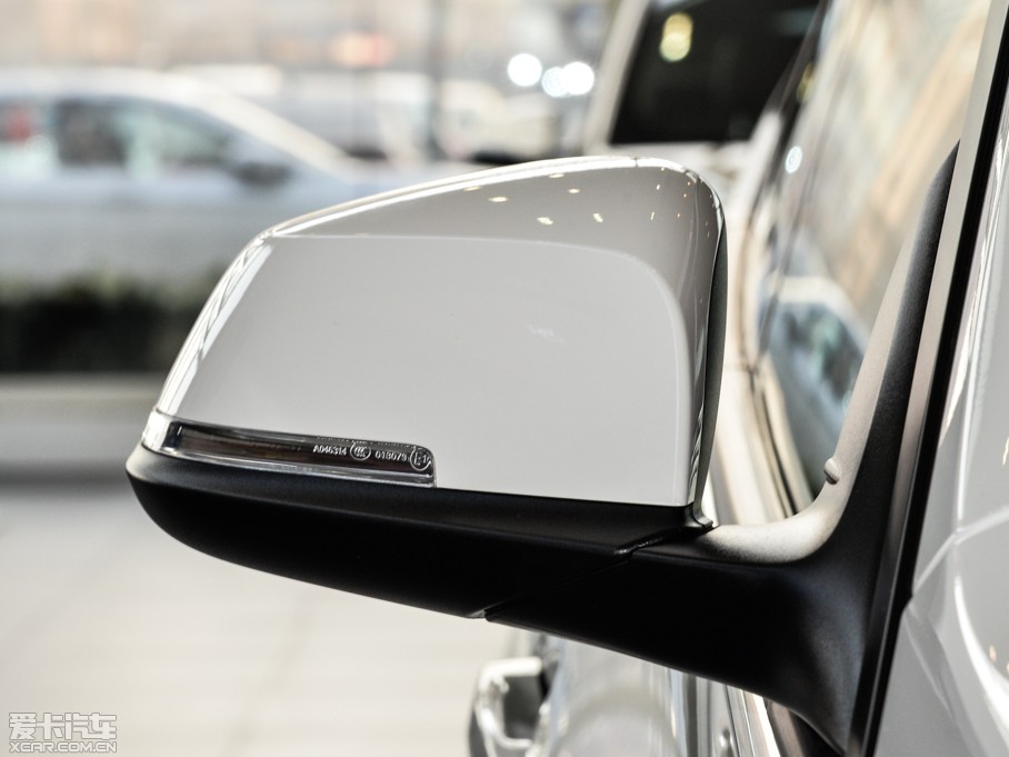 2015R3ϵGT 320i I