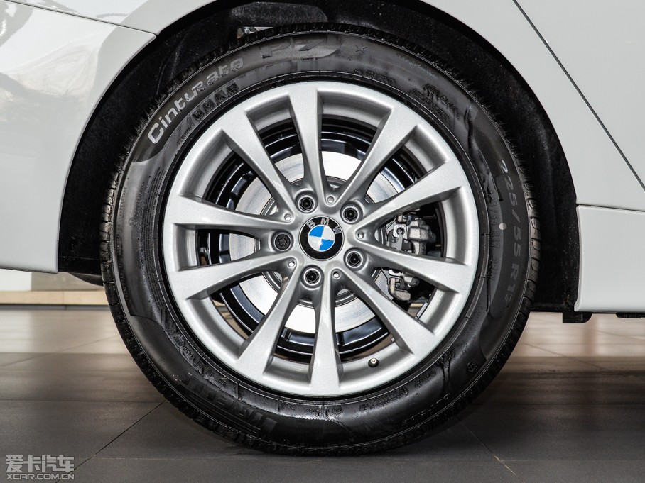 2015R3ϵGT 320i I