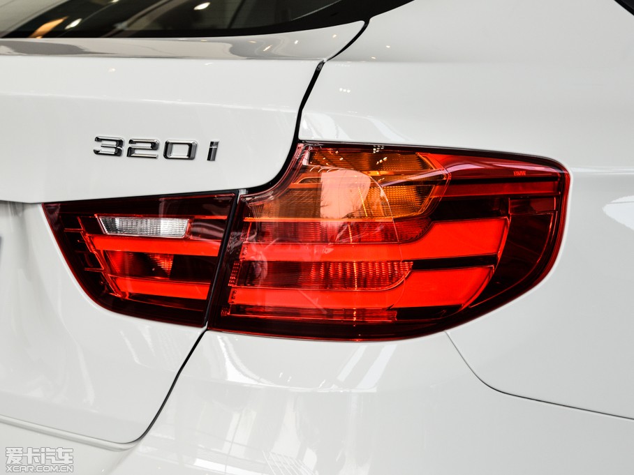 2015R3ϵGT 320i I