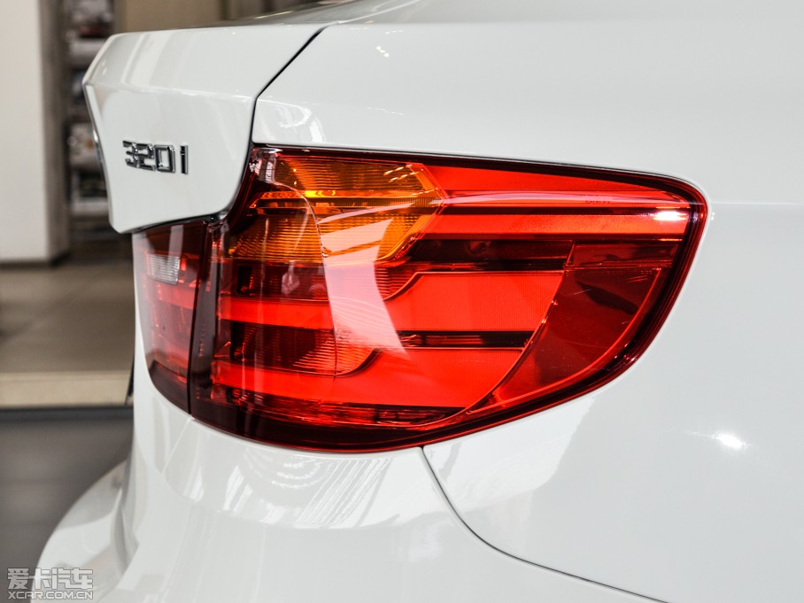 2015R3ϵGT 320i I